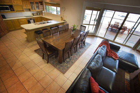 Limestone Ridge - Accommodation Australia 5