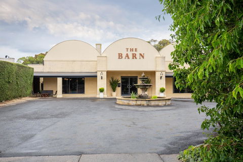 The Barn Accommodation - Accommodation Australia 5