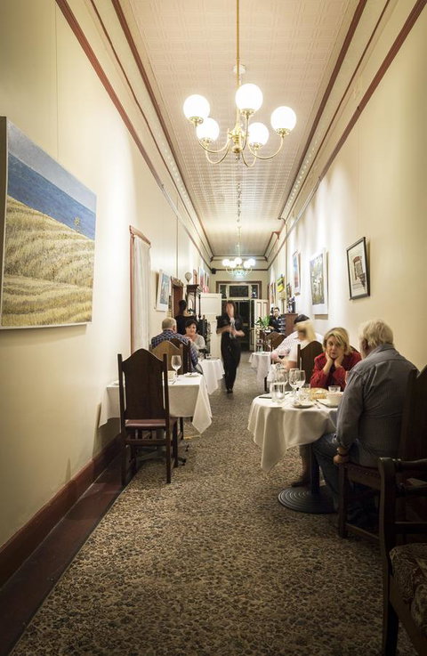 The Rising Sun Hotel - Accommodation Australia 16