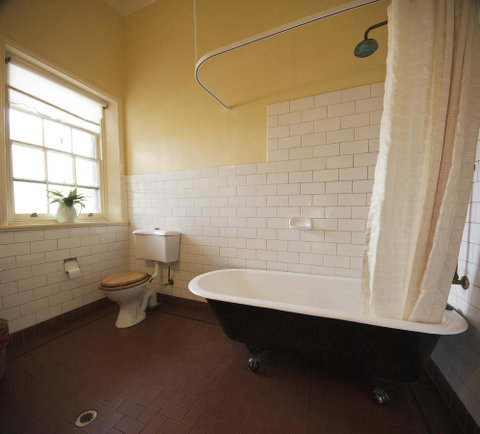 The Rising Sun Hotel - Accommodation Australia 7