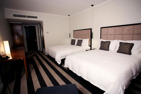 Ellen Hotel - Accommodation Australia 19
