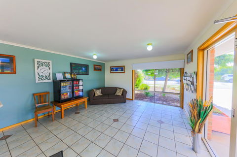 Country Roads Motor Inn Naracoorte - Accommodation Australia 37