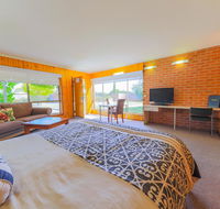 Country Roads Motor Inn Naracoorte - Accommodation Australia