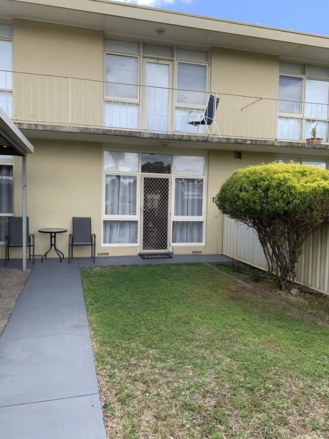 Sunshine Three - Accommodation Australia 40