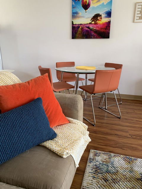 Sunshine Three - Accommodation Australia 10