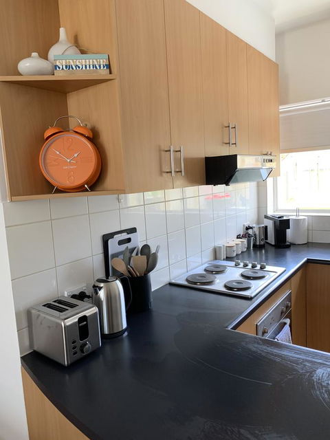 Sunshine Three - Accommodation Australia 19