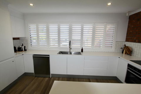 Southern Sands\' Beachfront Apartment - Accommodation Australia 5