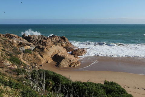 Southern Sands\' Beachfront Apartment - Accommodation Australia 16
