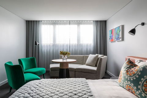 Byng Street Boutique Hotel - Australia Shopping 9