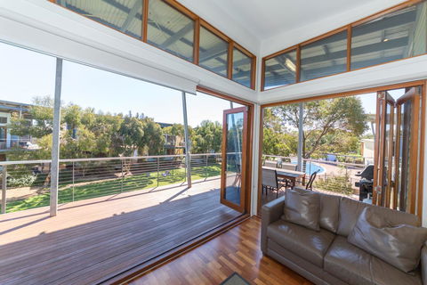 South Shores Villa 52 - Accommodation Australia 6