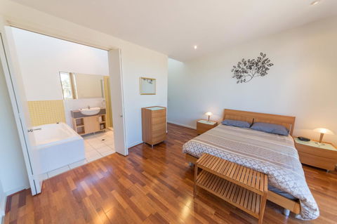 South Shores Villa 52 - Accommodation Australia 17