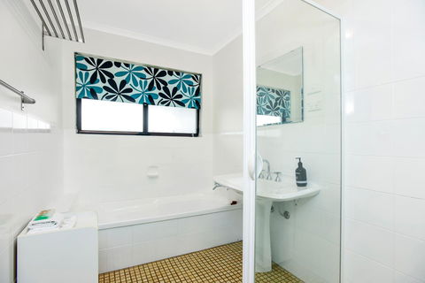 Red Door - Accommodation Australia 7
