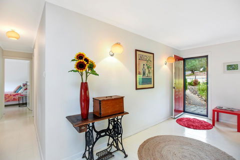 Red Door - Accommodation Australia 4