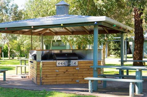 Kalganyi Holiday Park - Accommodation Australia 1