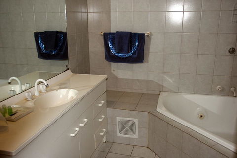 Navigators Motel & Diner - Accommodation Australia 9