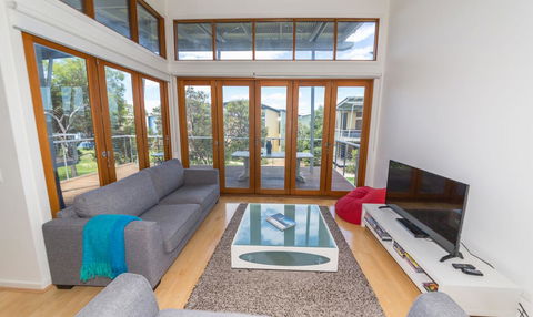 South Shores Villa 50 - Accommodation Australia 18