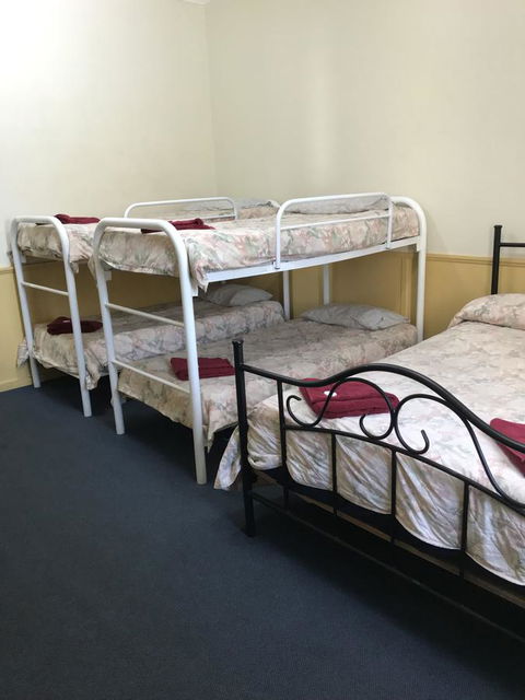 Travelway Motel - Accommodation Australia 7