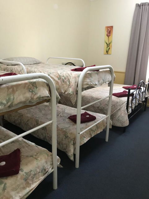 Travelway Motel - Accommodation Australia 8