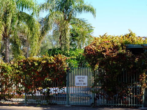Travelway Motel - Accommodation Australia 23