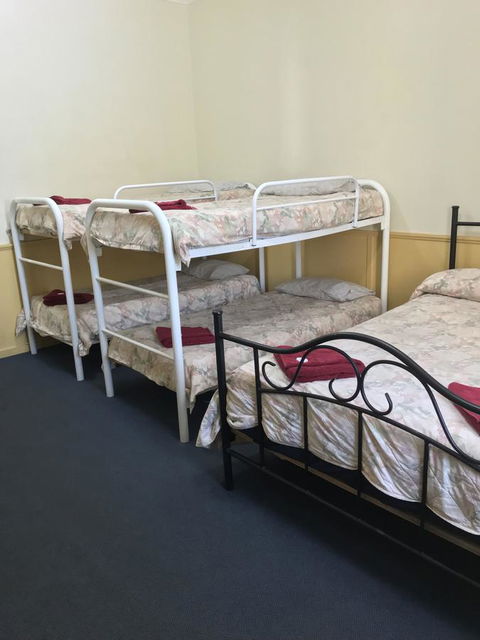 Travelway Motel - Accommodation Australia 15