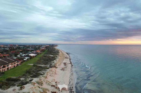 Luxurious 3 Bedroom Beachfront - Panoramic Views - Accommodation Australia 11