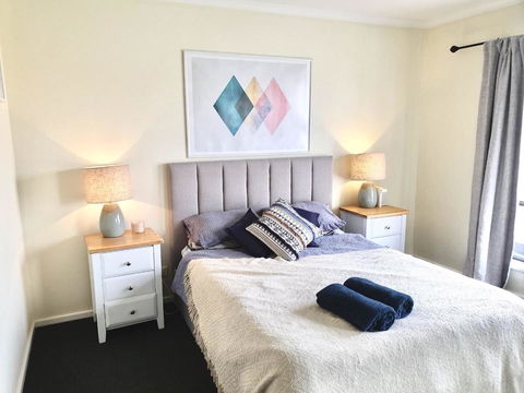 Luxurious 3 Bedroom Beachfront - Panoramic Views - Accommodation Australia 7