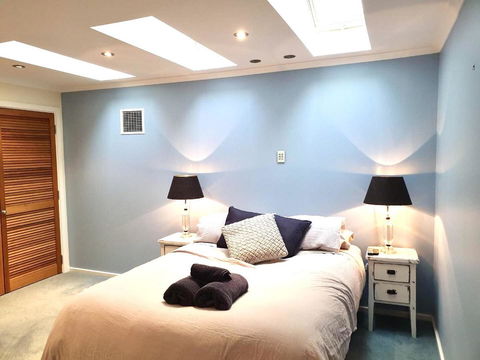 Luxurious 3 Bedroom Beachfront - Panoramic Views - Accommodation Australia 6