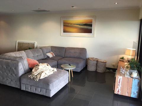 Luxurious 3 Bedroom Beachfront - Panoramic Views - Accommodation Australia 4