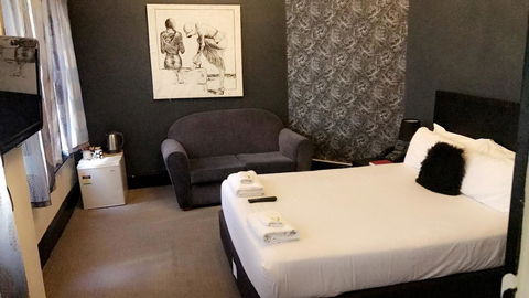 Ambassadors Hotel - Accommodation Australia 38