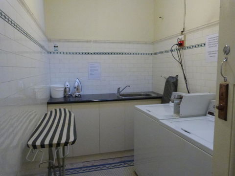 Ambassadors Hotel - Accommodation Australia 26