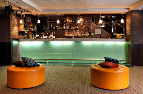 Ambassadors Hotel - Accommodation Australia 6