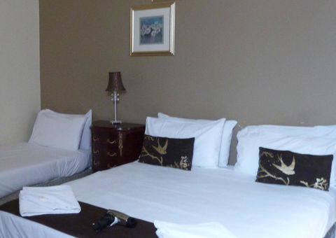 Ambassadors Hotel - Accommodation Australia 27