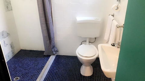 Ambassadors Hotel - Accommodation Australia 37