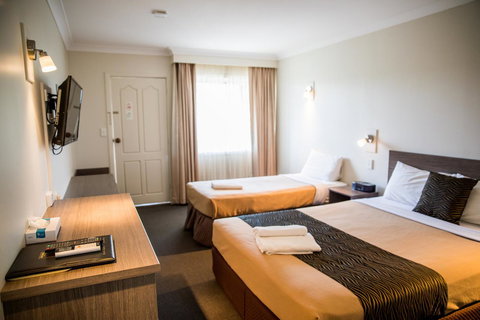 Lilac City Motor Inn & Steakhouse - Local Tourism 30