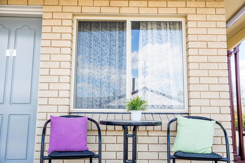 Lilac City Motor Inn & Steakhouse - Local Tourism 22