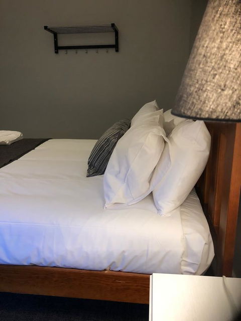 Cornwall Hotel - Accommodation Australia 9
