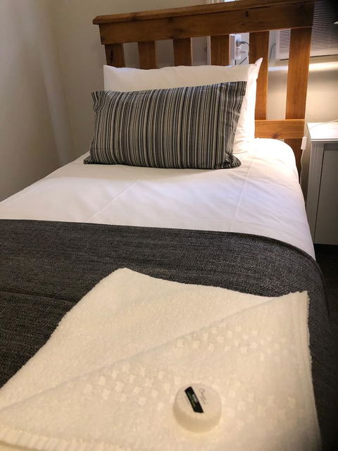 Cornwall Hotel - Accommodation Australia 11