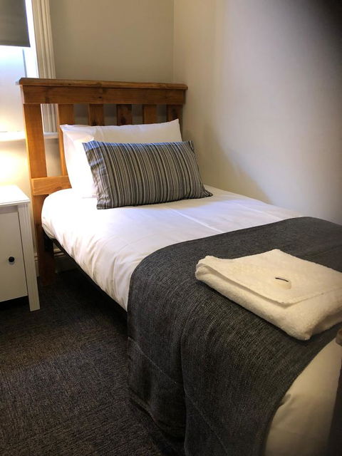 Cornwall Hotel - Accommodation Australia 12