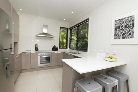 Boom 6 Boomerang Beach - Accommodation Australia 11