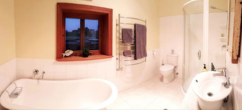D2 At Watervale - Accommodation Australia 11