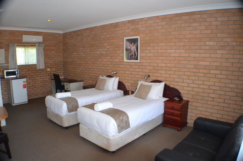 Deer Park Motor Inn Armidale - Accommodation Australia 3