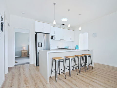 Seas The Day - Accommodation Australia 5