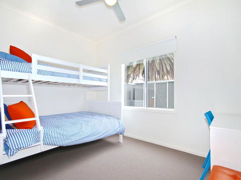 Seas The Day - Accommodation Australia 13