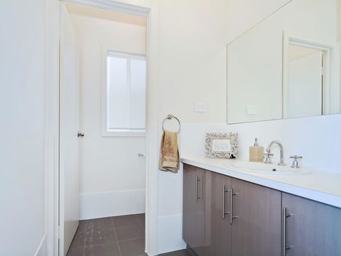Seas The Day - Accommodation Australia 10