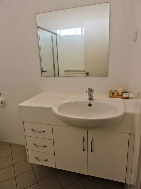 Highway One Motel - Local Tourism 20