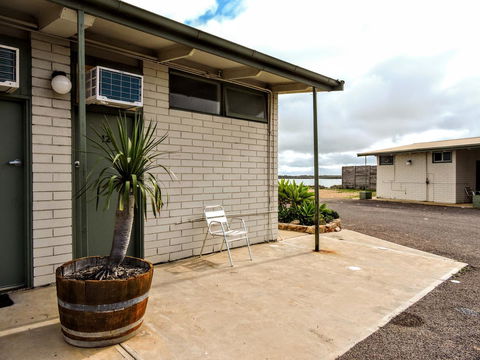 Highway One Motel - Local Tourism 15