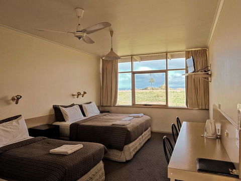 Highway One Motel - Local Tourism 29