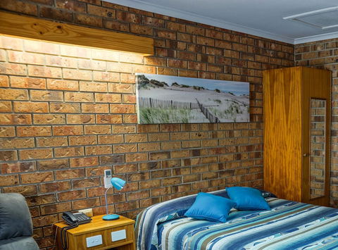 Kadina Gateway Motor Inn - Local Tourism 11