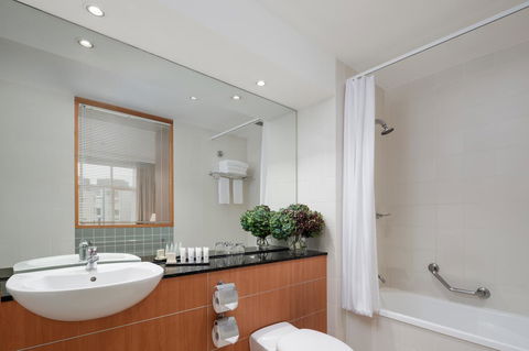 Rydges Newcastle - Accommodation Australia 14