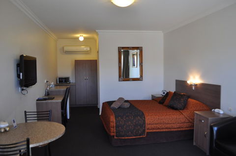 Augusta Courtyard Motel - Australia Shopping 0